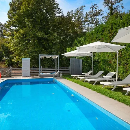 Апартаменты Aristi House